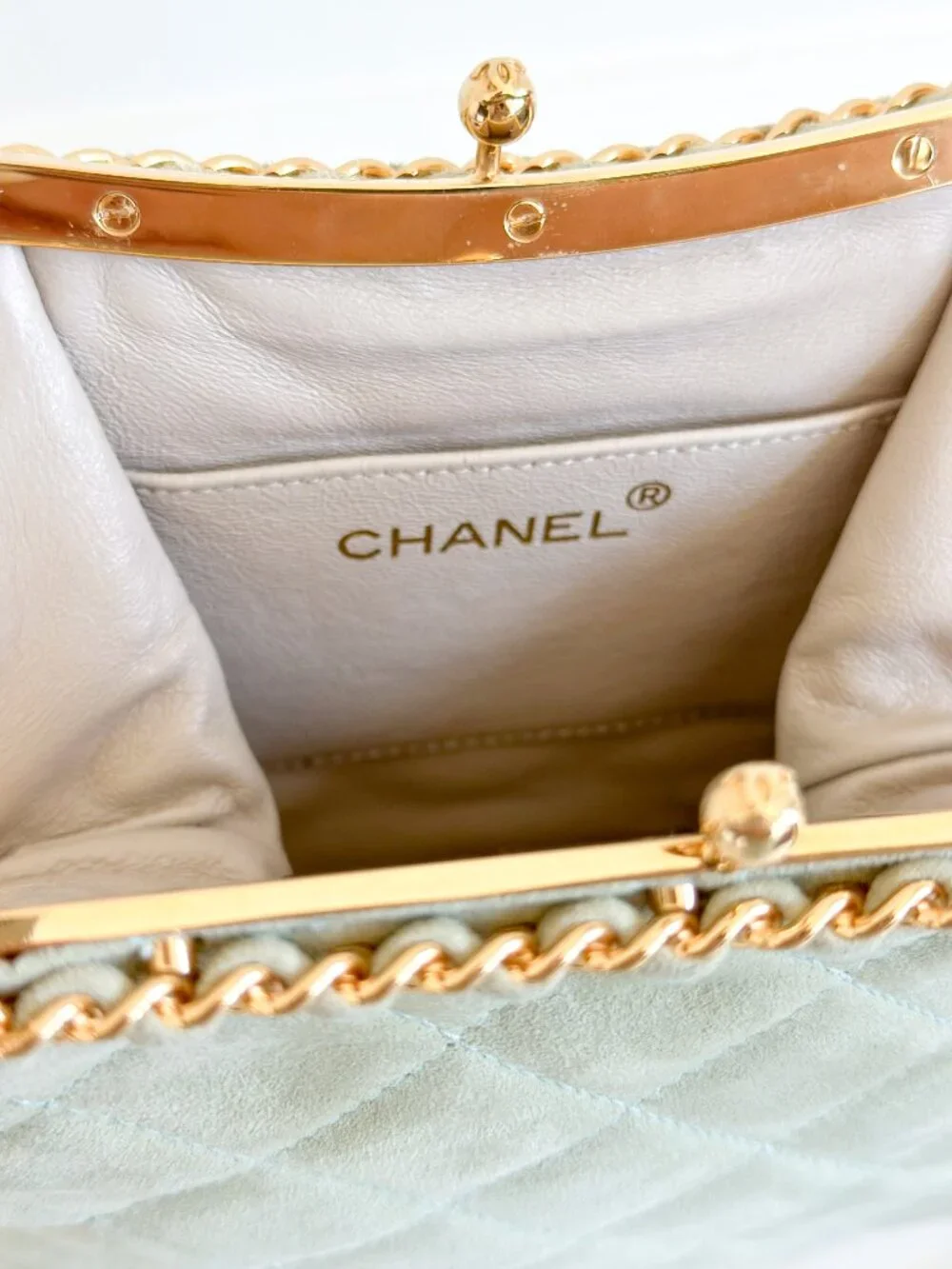 Vintage Chanel Quilted Suede Chain Frame Bag – Mint Green Kiss Lock Shoulder Bag